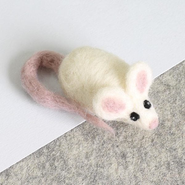 Hawthorn white mouse brooch needle felting kit