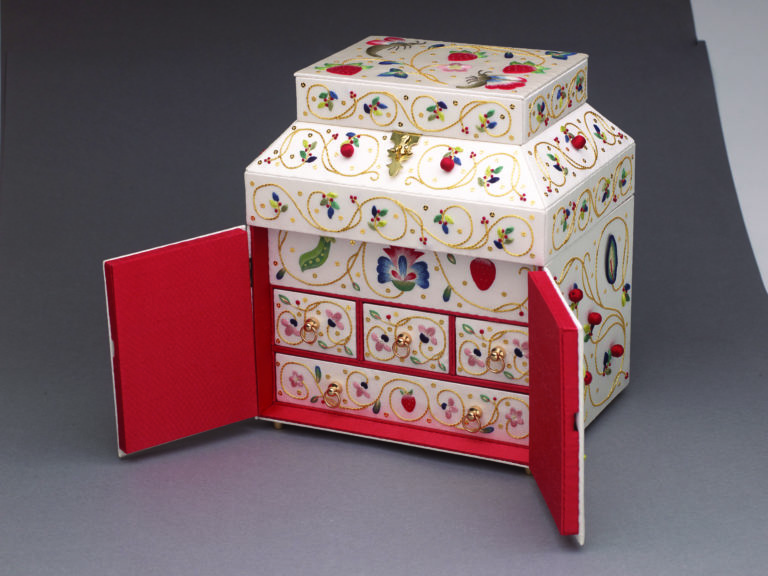 RSN Embroidered Boxes Techniques, Projects & Pure Inspiration by