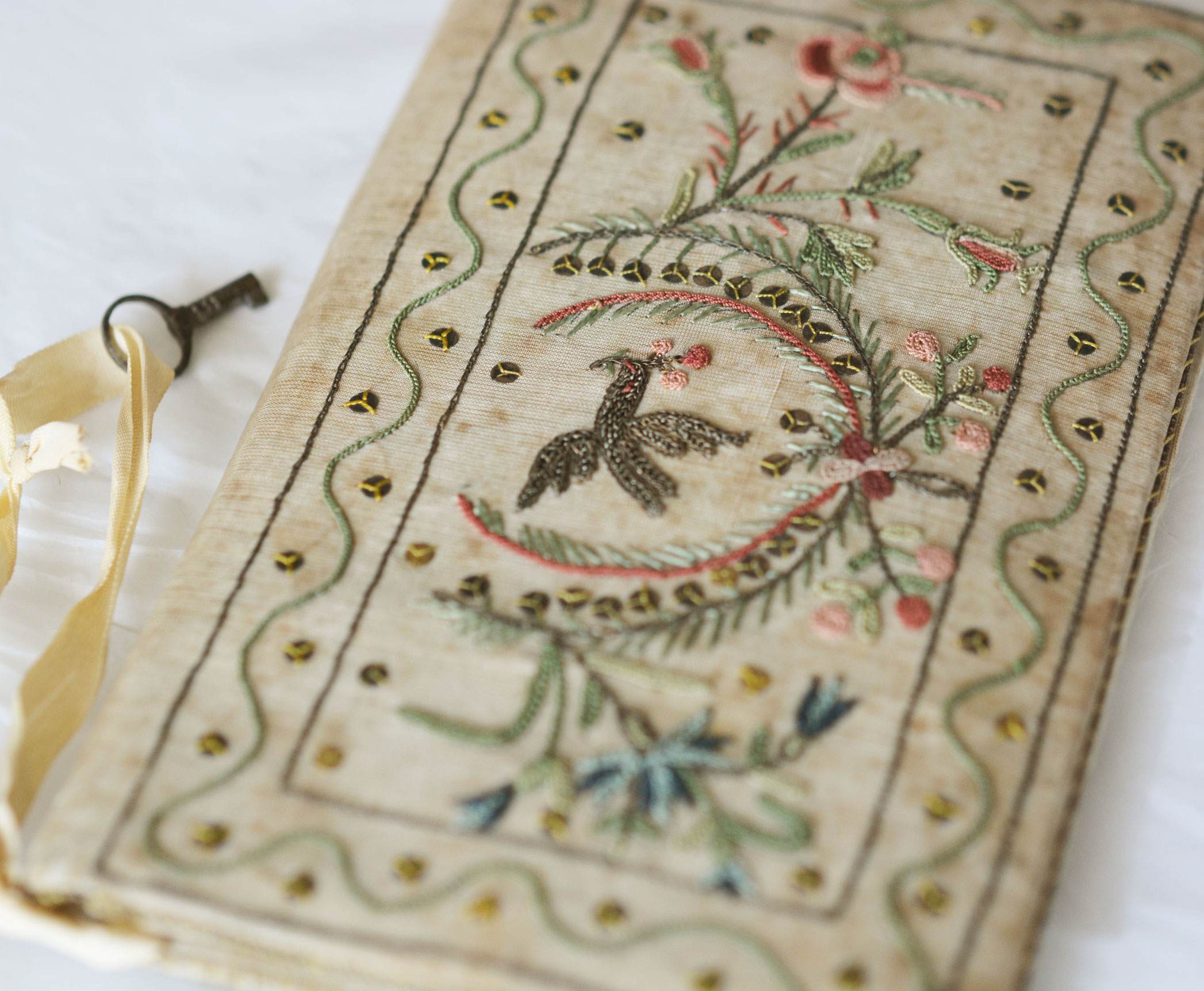 SS24LEX512 Loving Letter Case the 18th Century Treasure from the Royal