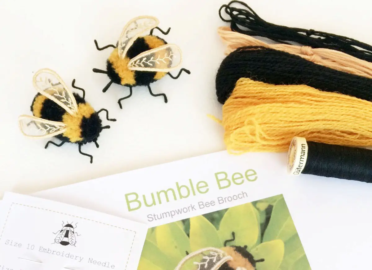 Stumpwork_Bee_Brooch_HCP26028_Rachel_Doyle_02