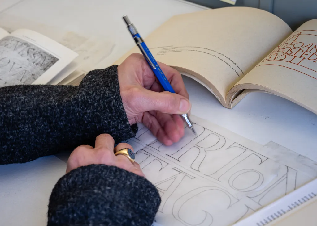 HCP26080-Design-and-Drawing-of-Lettering-with-Lisi-Ashbridge.3