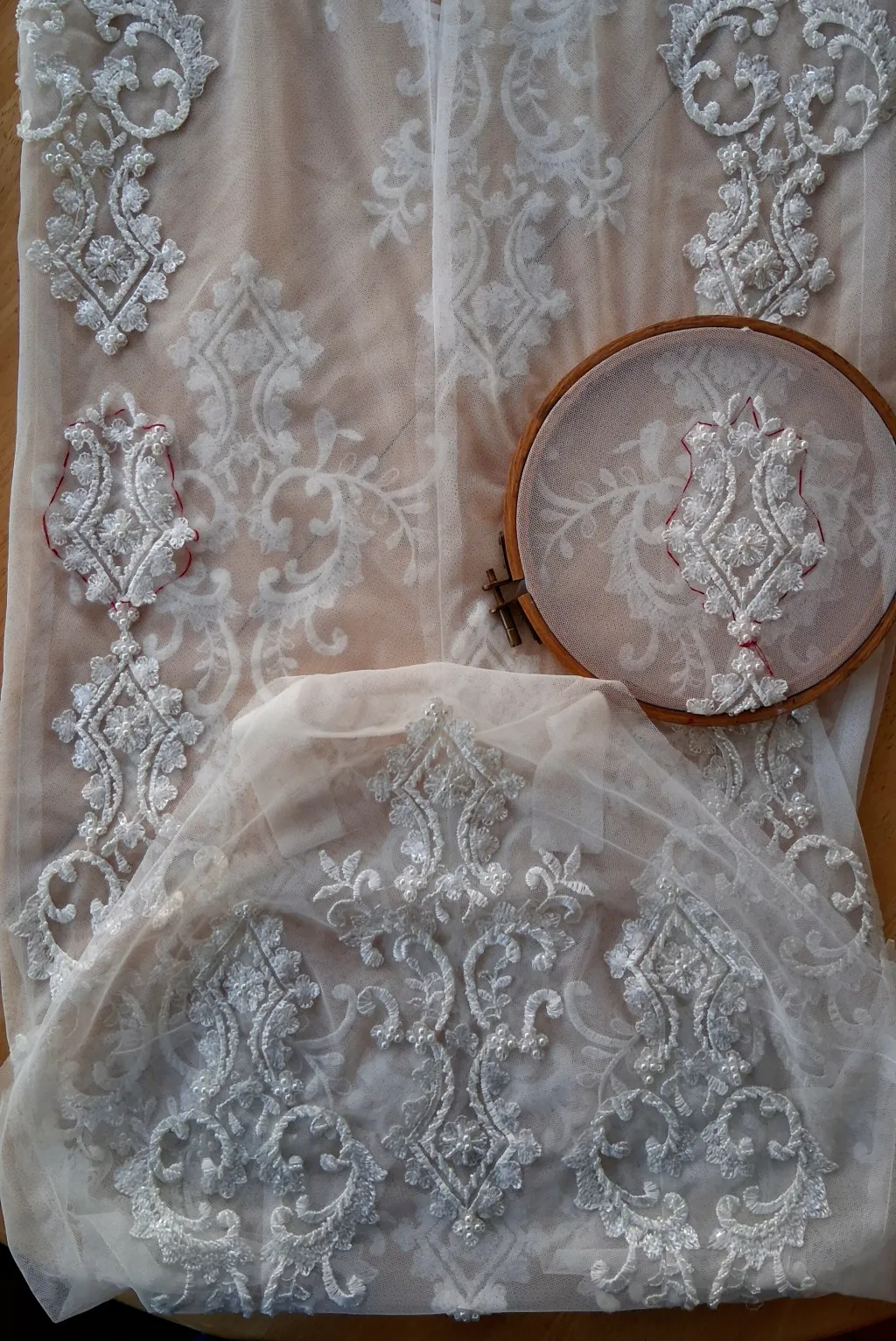 HCP26089-Couture-Bridal-Lace-Applique-with-Romina-Fochesatto.2